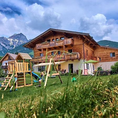 Haus Obermuehle Bed and Breakfast Maria Alm am Steinernen Meer Eksteriør billede